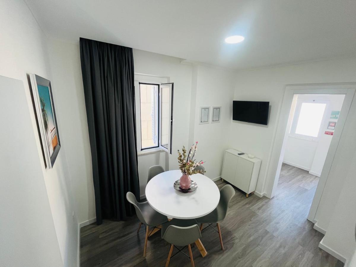 Lisbon Ocean Apartments Кошта-да-Капаріка Екстер'єр фото